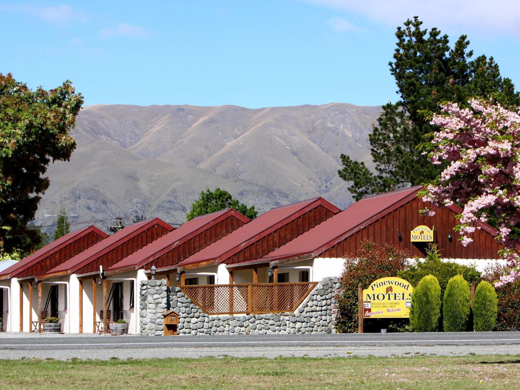Pinewood Motels Fairlie Extérieur photo