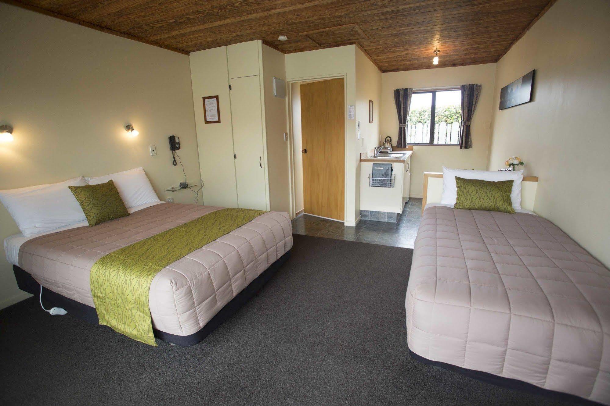 Pinewood Motels Fairlie Extérieur photo